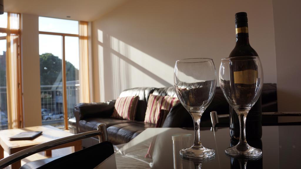 Apartment 306 By The Bridge インヴァネス エクステリア 写真